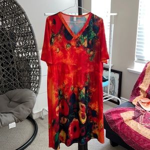 Red floral print v-neck midi dress